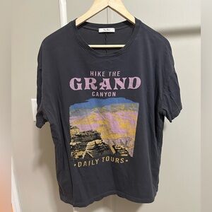 Tres Bien Charcoal Gray Grand Canyon Shortsleeve Graphic T Shirt size Large